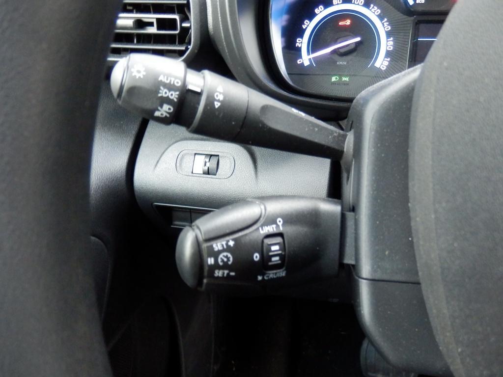 46272796-12.jpg