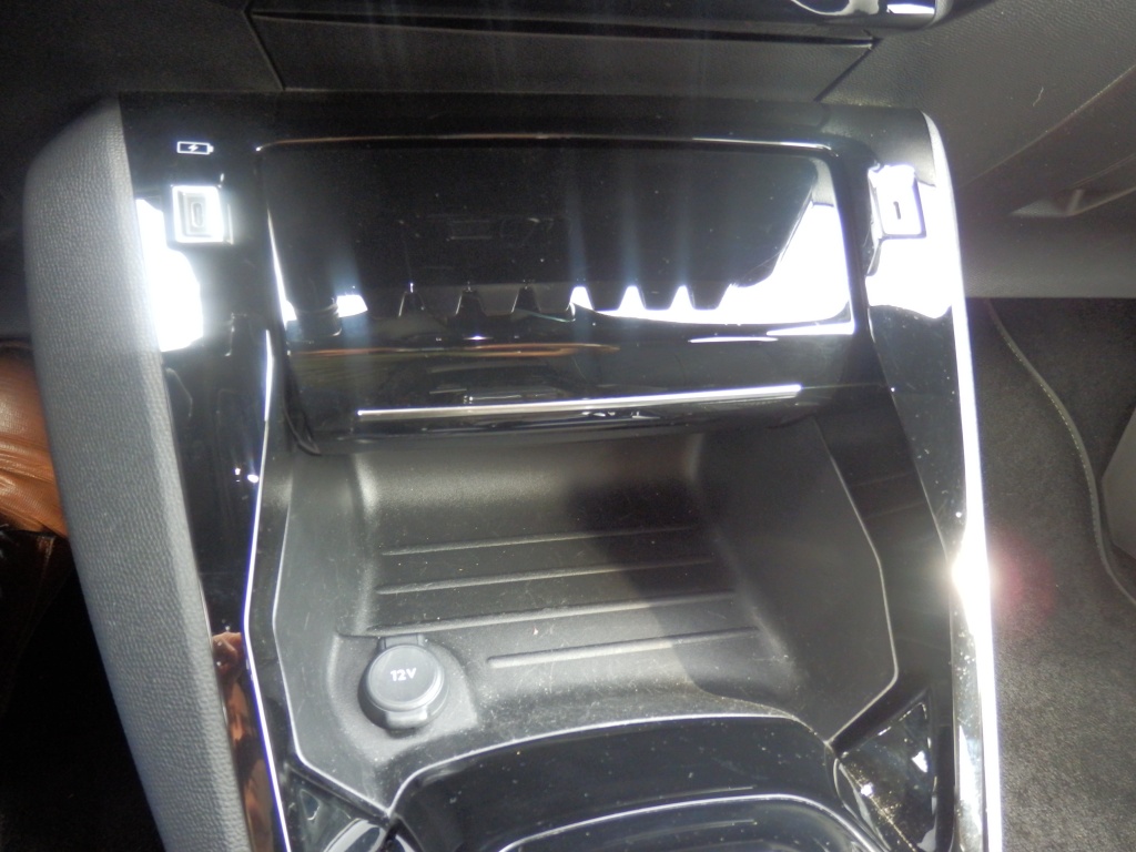 46494784-18.jpg