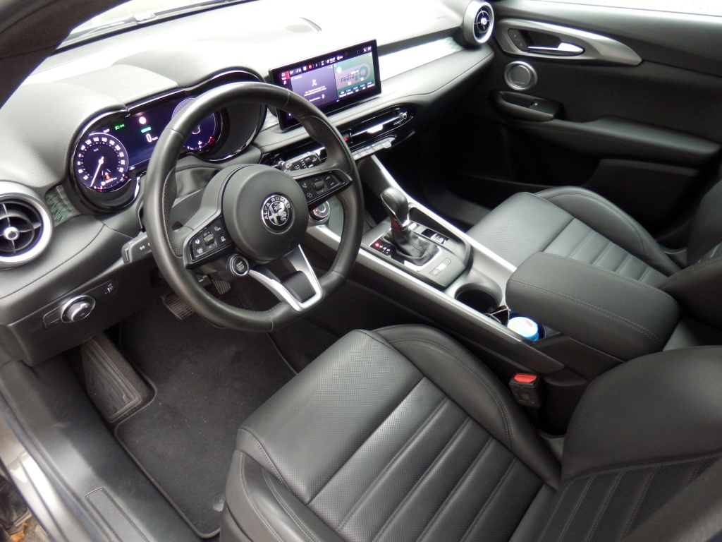 47735596-6.jpg